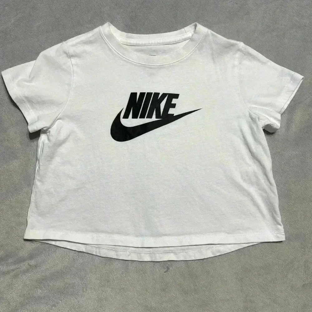 Nike Crop Tee